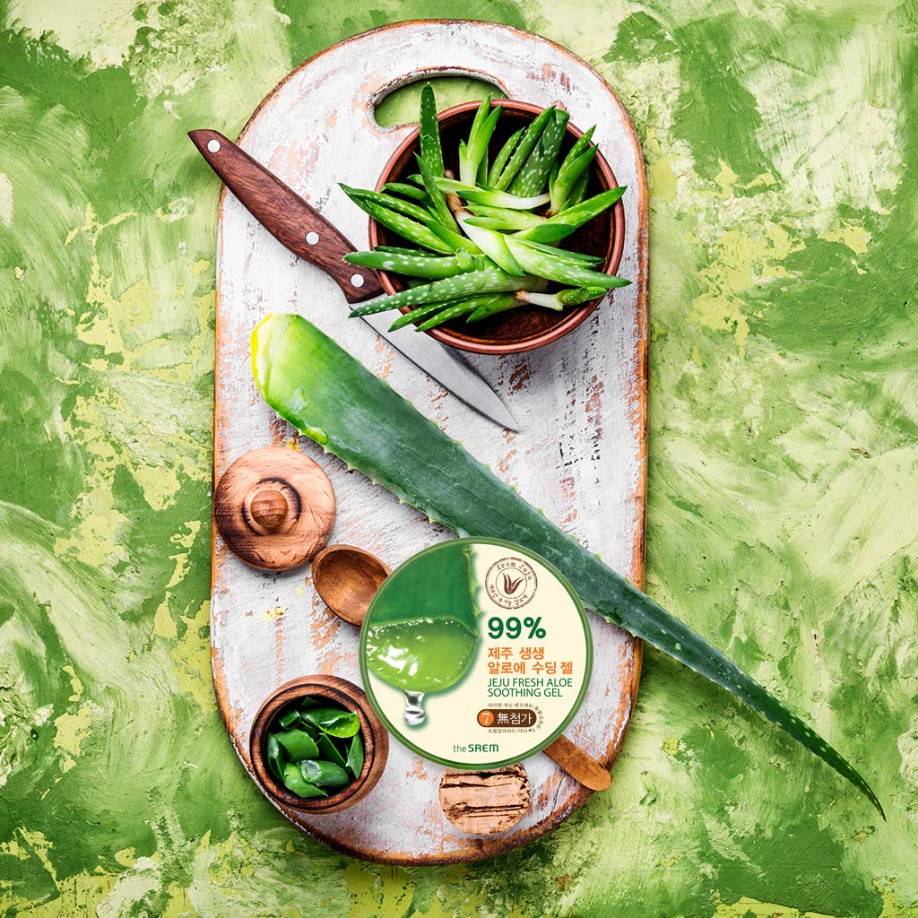 Extracto de hoja vera en THESAEM Jeju Fresh Aloe Gel para cabello suave.