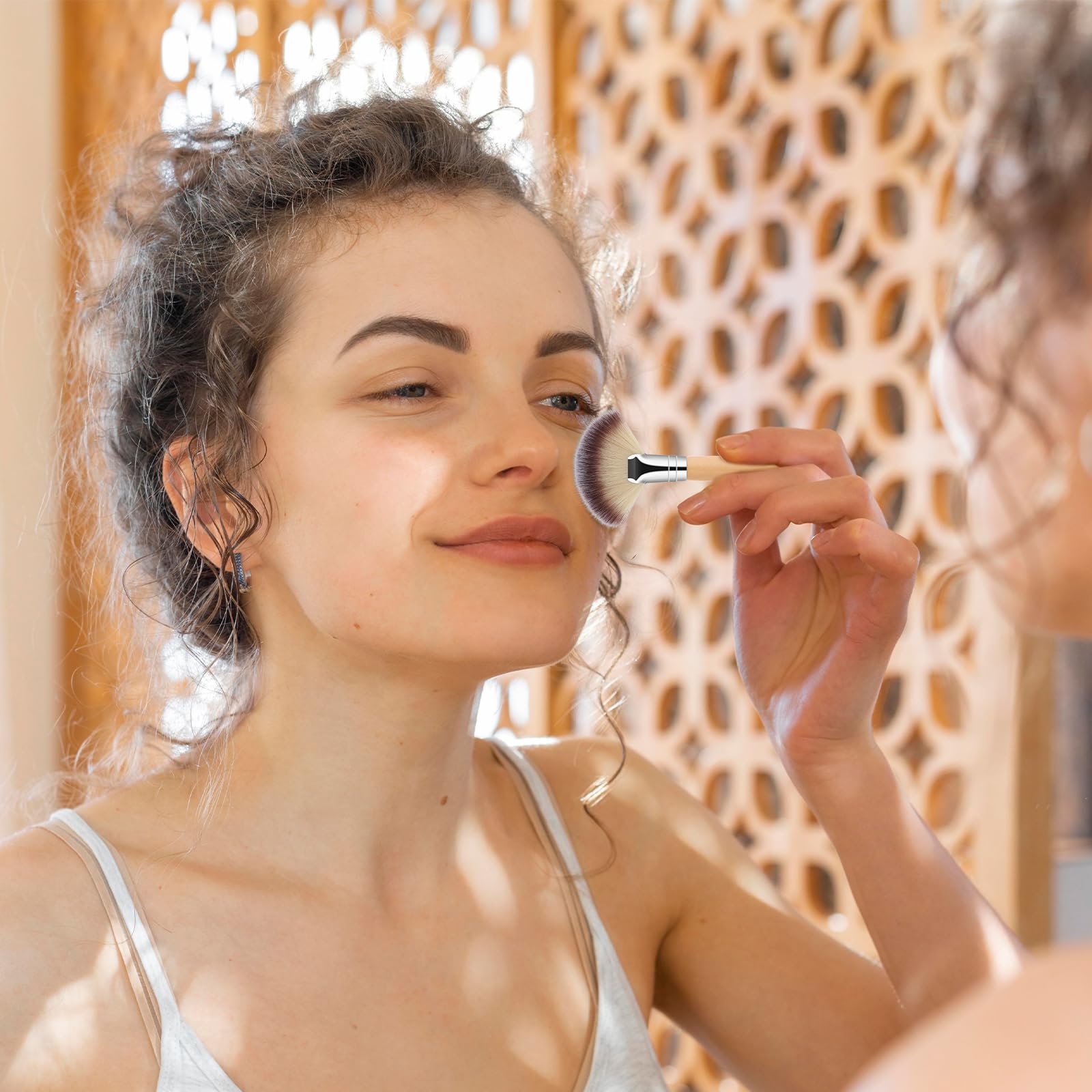 Thinp wooden handles feel sturdy and natural during makeup