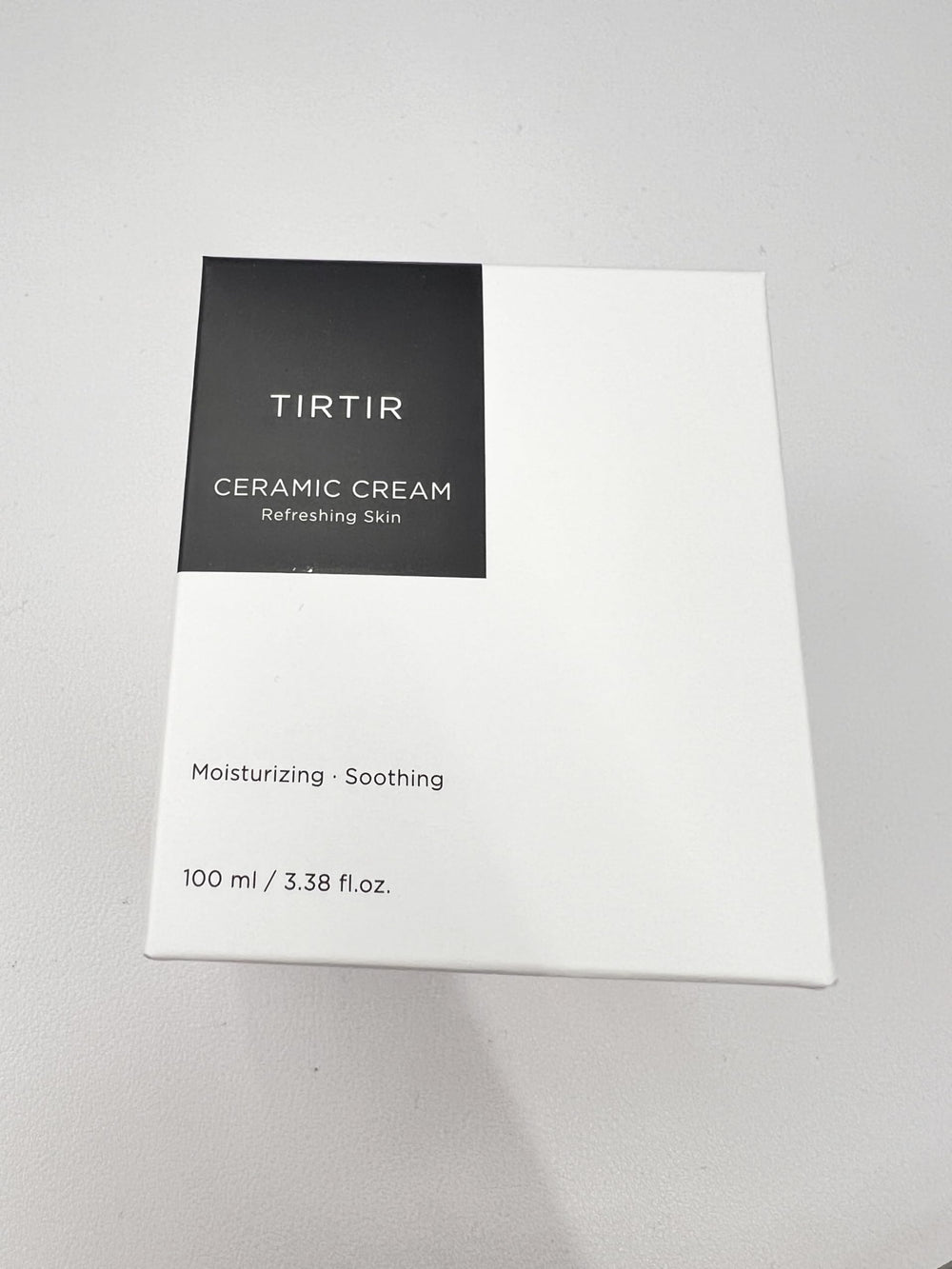 TIRTIR Natural Ceramide Cream dry-skin image suggests lasting moisture relief.