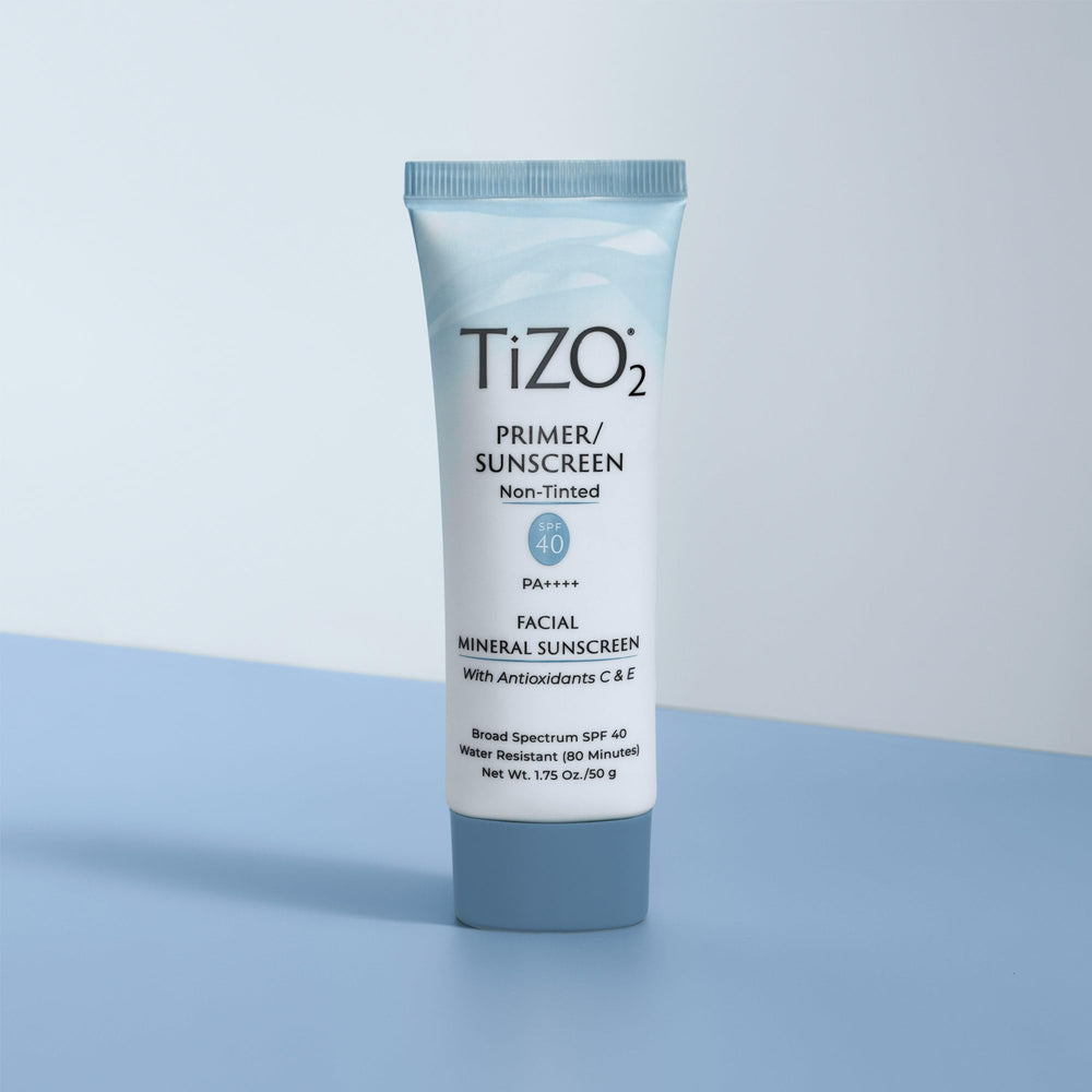 TiZO2 label highlights fragrance-free, oil-free, reef-friendly mineral sunscreen.