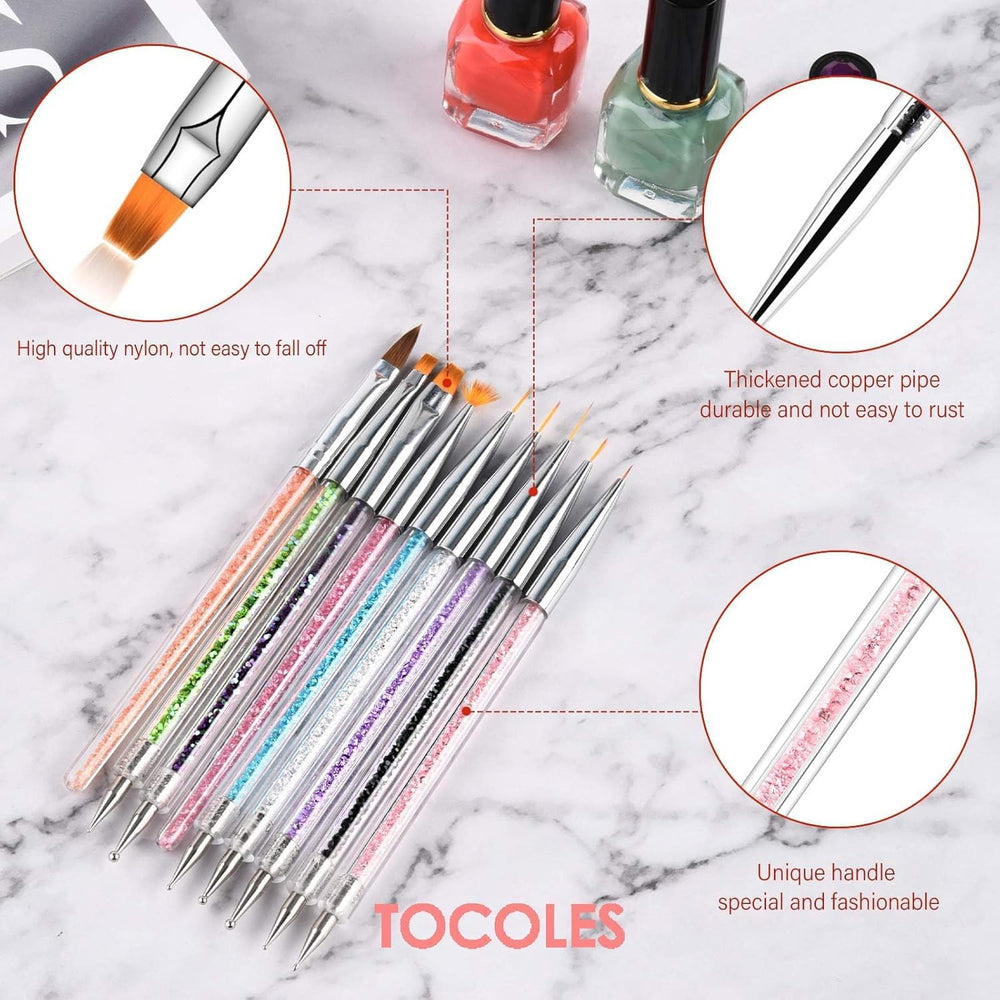 TOCOLES nylon-head brushes provide soft detail for precise lines.
