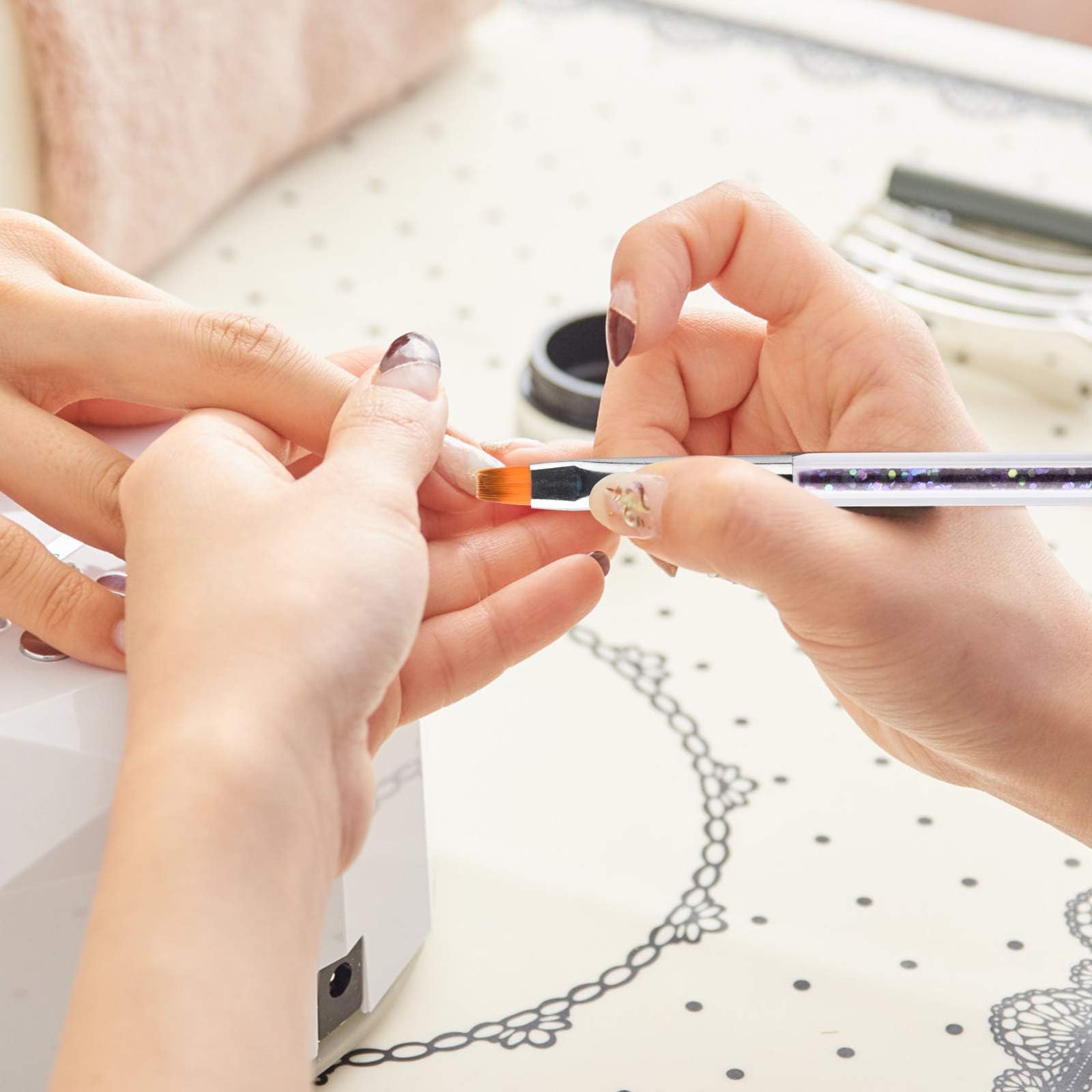 TOCOLES nail art tools suitable for home use and professional salons.