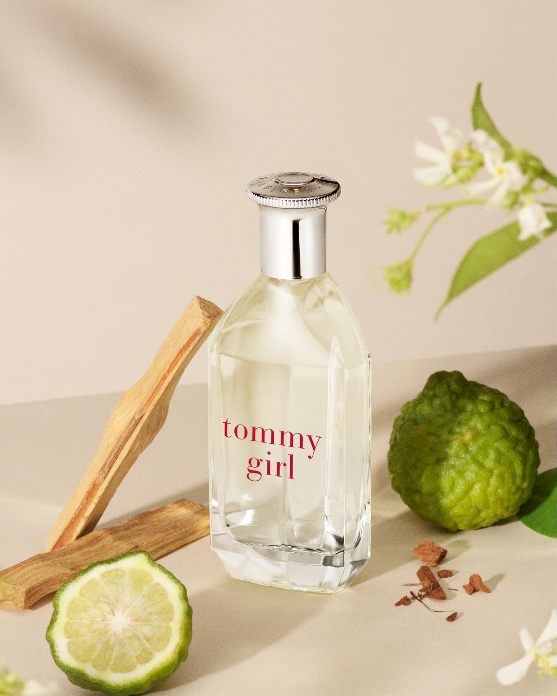 Tommy Hilfiger Tommy Girl EDT label, classic branding for confident, everyday elegance.