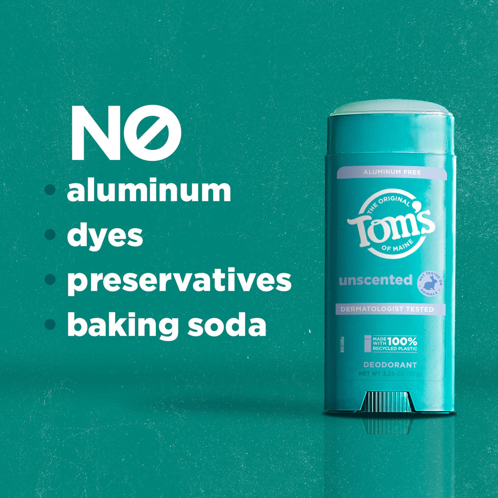 Aplicación suave de Tom's of Maine Desodorante sin fragancia en la axila