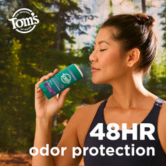 Tom’s of Maine Desodorante Lavanda, aplicación suave: desliza bien y mantiene sensación seca.