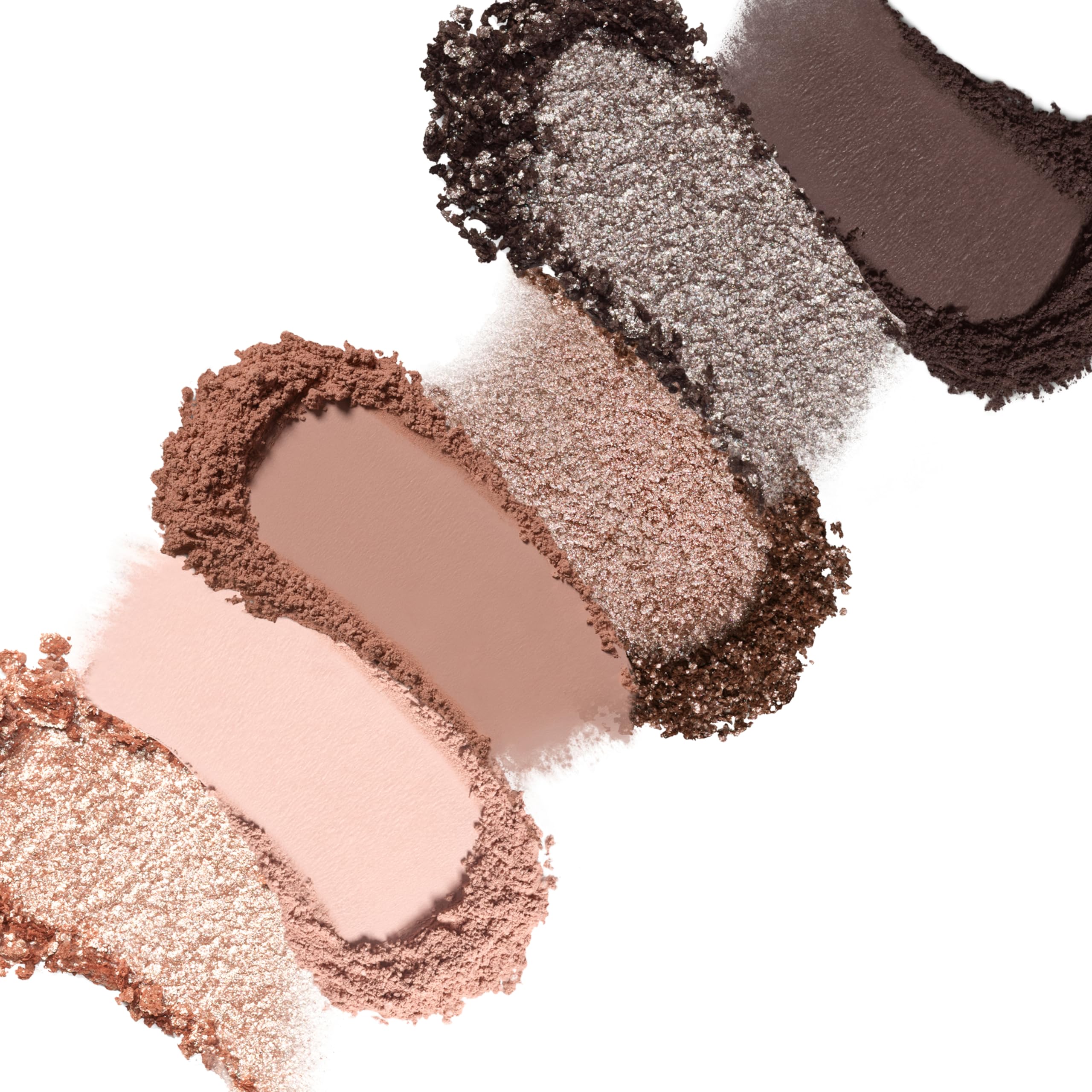 Creamy textures blend effortlessly for a smooth, versatile day-to-night look.
