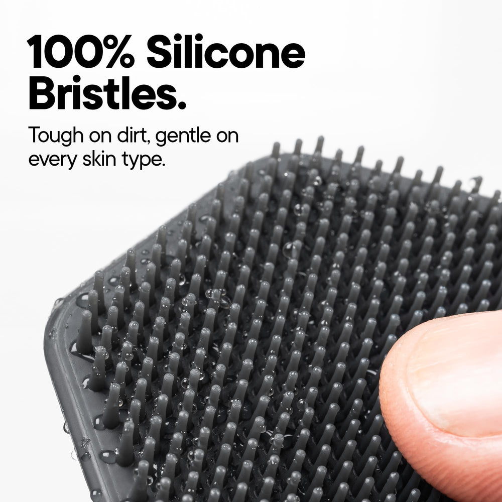 TOOLETRIES masaje facial tacto suave para relajar la piel.