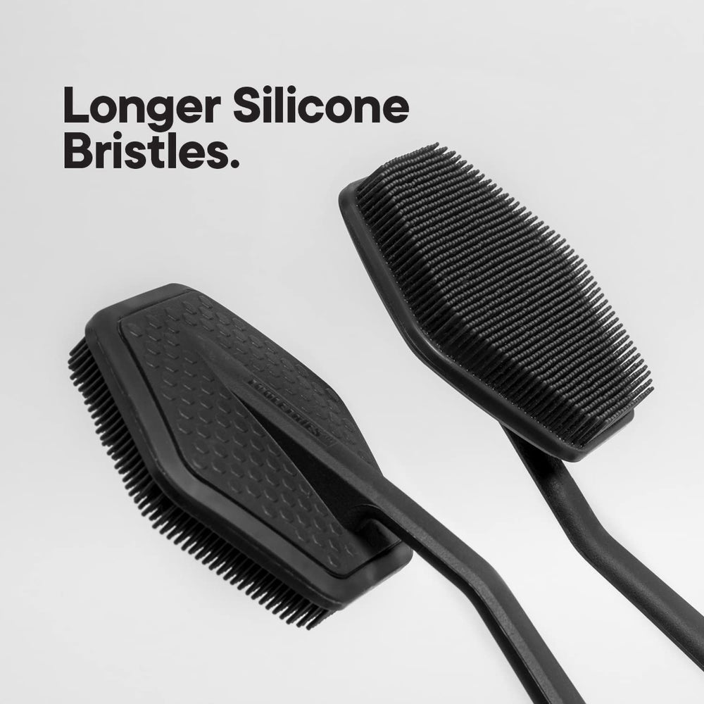 TOOLETRIES back scrubber with ergonomic handle provides comfortable scrubbing.