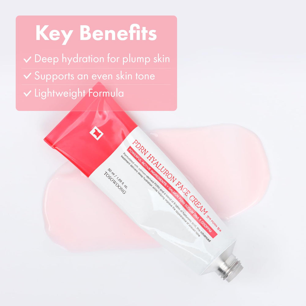 Cream texture swirl shows lightweight, non-greasy hydration from TOSOWOONG PDRN Hyaluron.