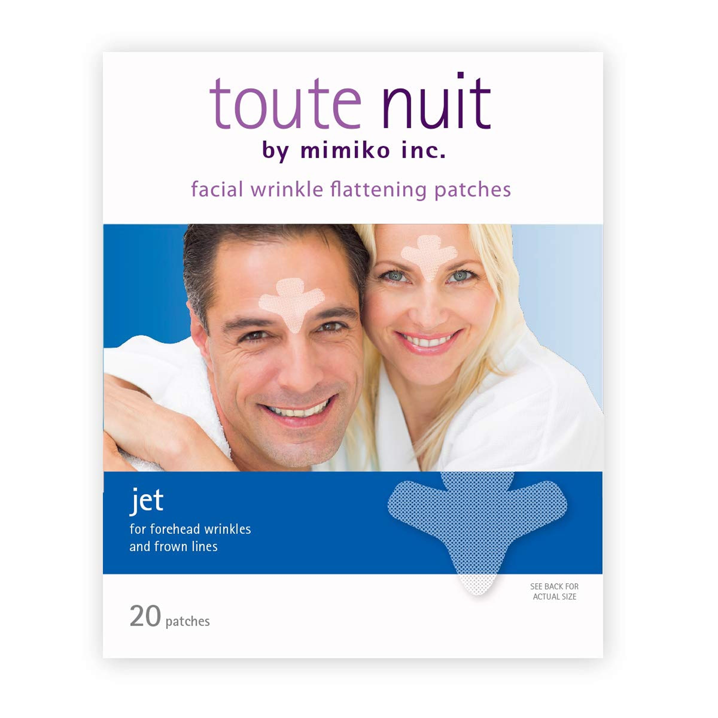 Parche de Toute Nuit colocado en entrecejo para reducir arrugas visibles.