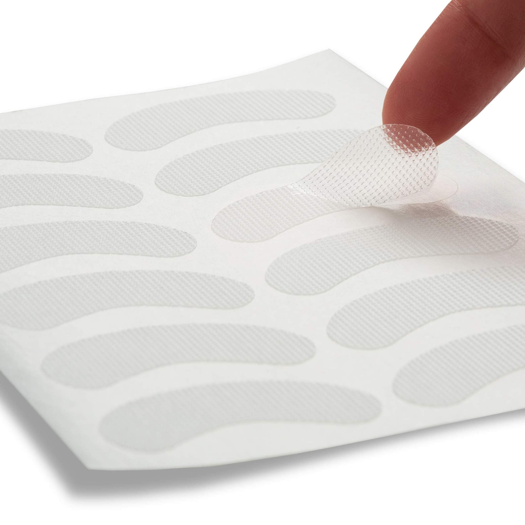 Toute Nuit hypoallergenic patch materials suitable for sensitive skin.