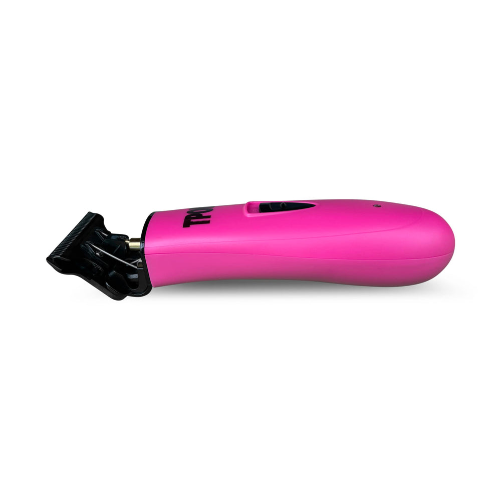 Ergonomic handle supports comfortable, extended grooming sessions.
