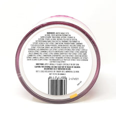 Trader Joe's Brazil Nut Body Butter con textura cremosa para hidratación agradable.