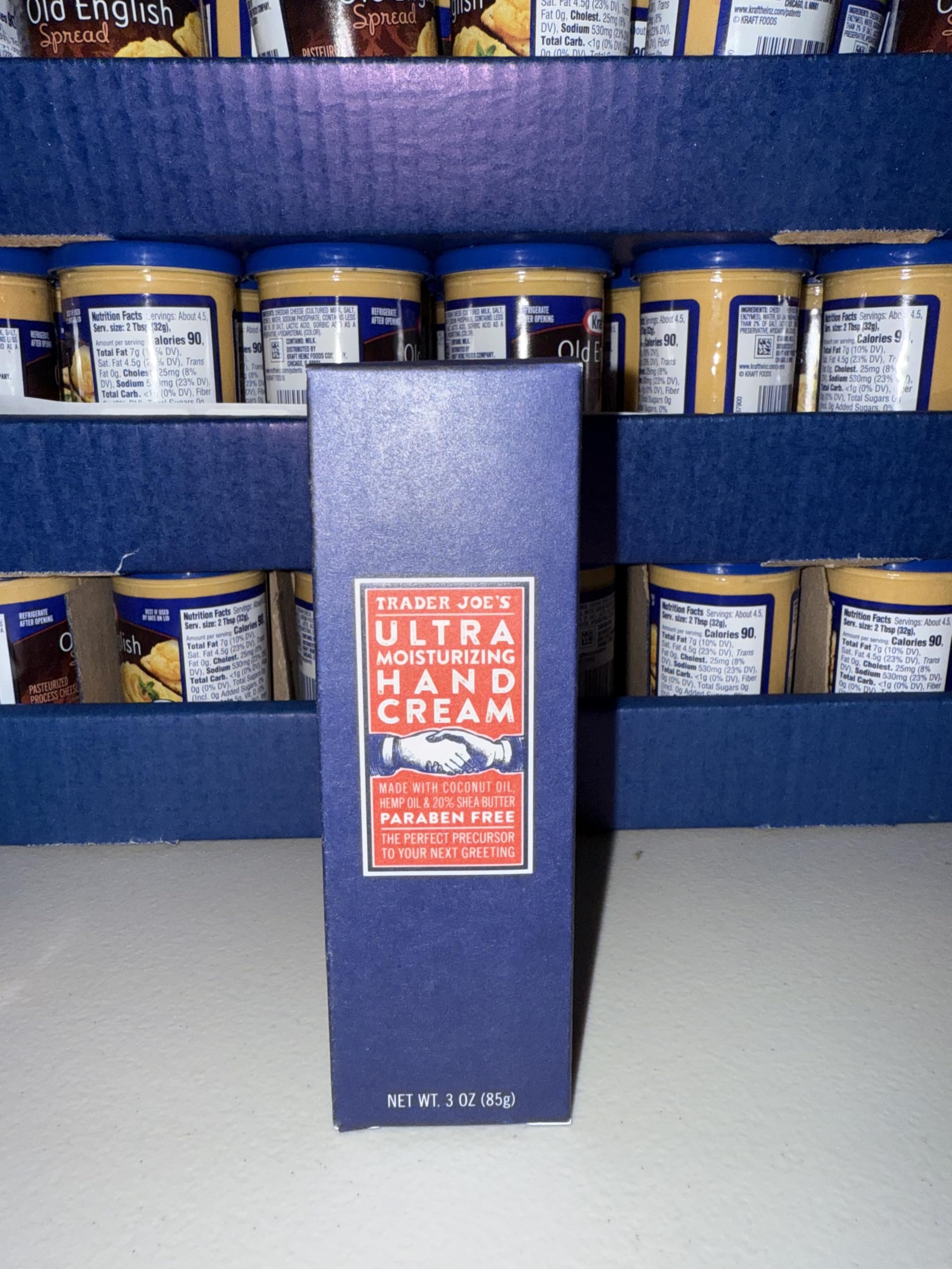 Trader Joe's crema de manos con aceite de coco para suavidad diaria.
