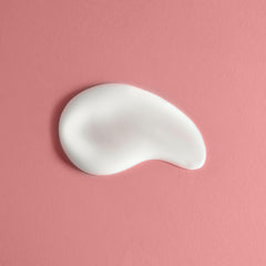 Tree Hut Pink Champagne Hydraglow ingredients panel features Hyaluronic Acid and Shea Butter.