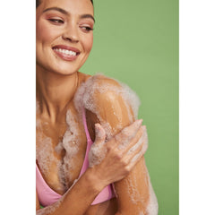 Tree Hut Pink Hibiscus formula with shea butter emphasizes deep moisturization and elasticity support