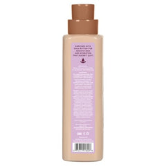 Tree Hut Hydraglow Cinnamon Dolce: aplicación en la palma para piel suave.