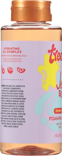 Tree Hut Jelly Bear, espuma cremosa en primer plano, limpia suavemente la piel.