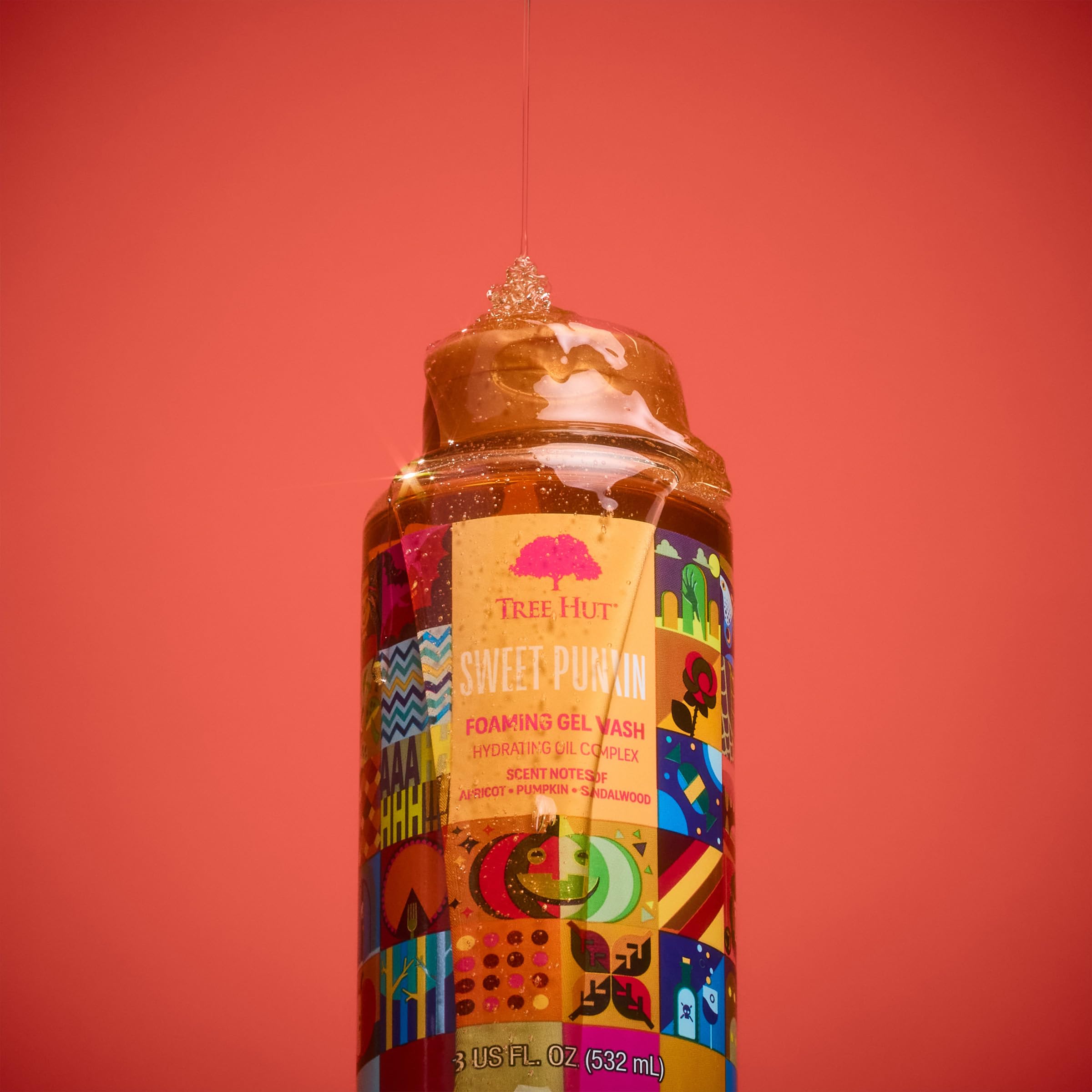 Tree Hut Sweet Pumpkin Wash orange oil adds natural nourishment.