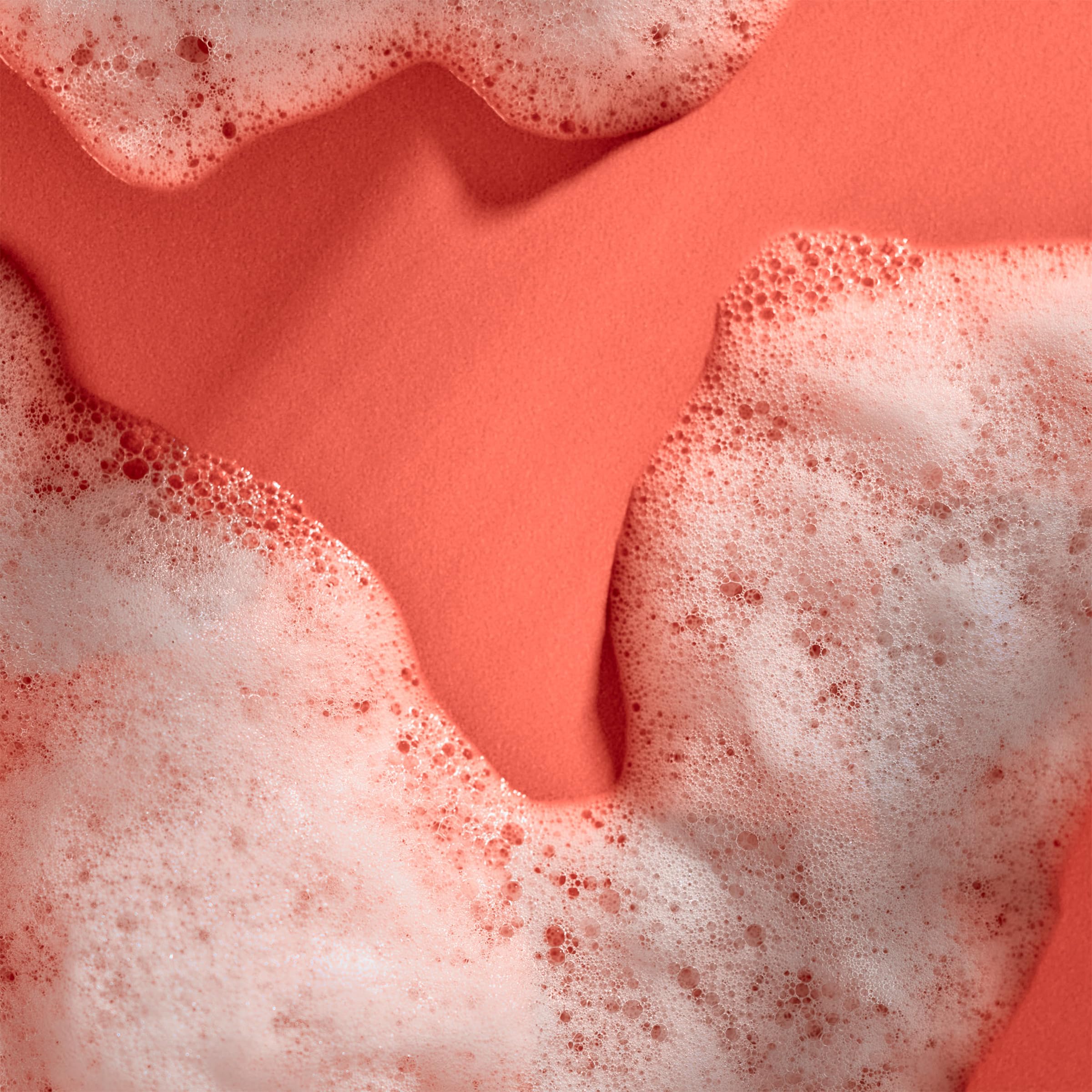 Tree Hut Sweet Pumpkin Wash notes evoke apricot pumpkin and sandalwood.