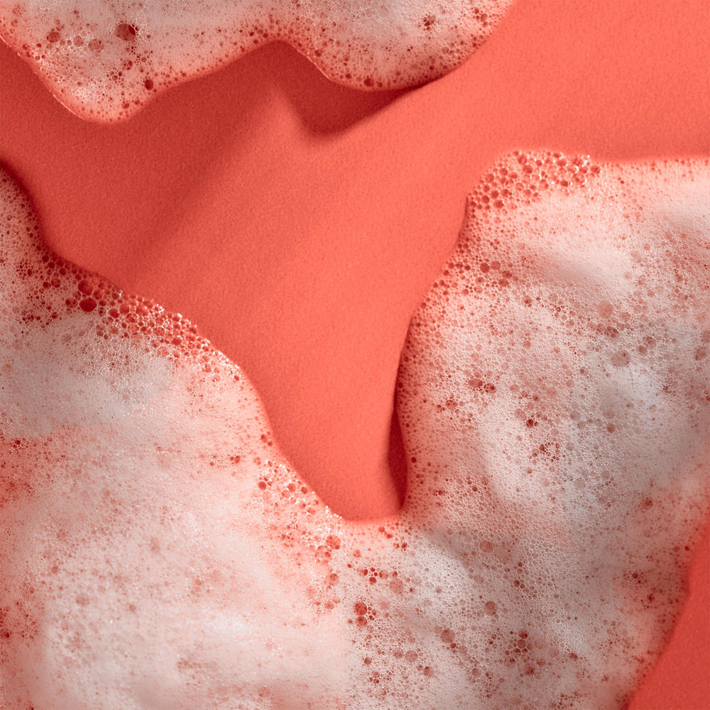 Tree Hut Sweet Pumpkin Wash notes evoke apricot pumpkin and sandalwood.