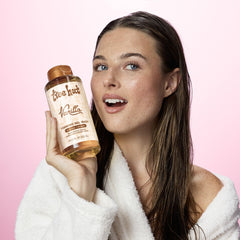 Tree Hut Vanilla Foaming Gel Wash rich lather and creamy aroma in action.
