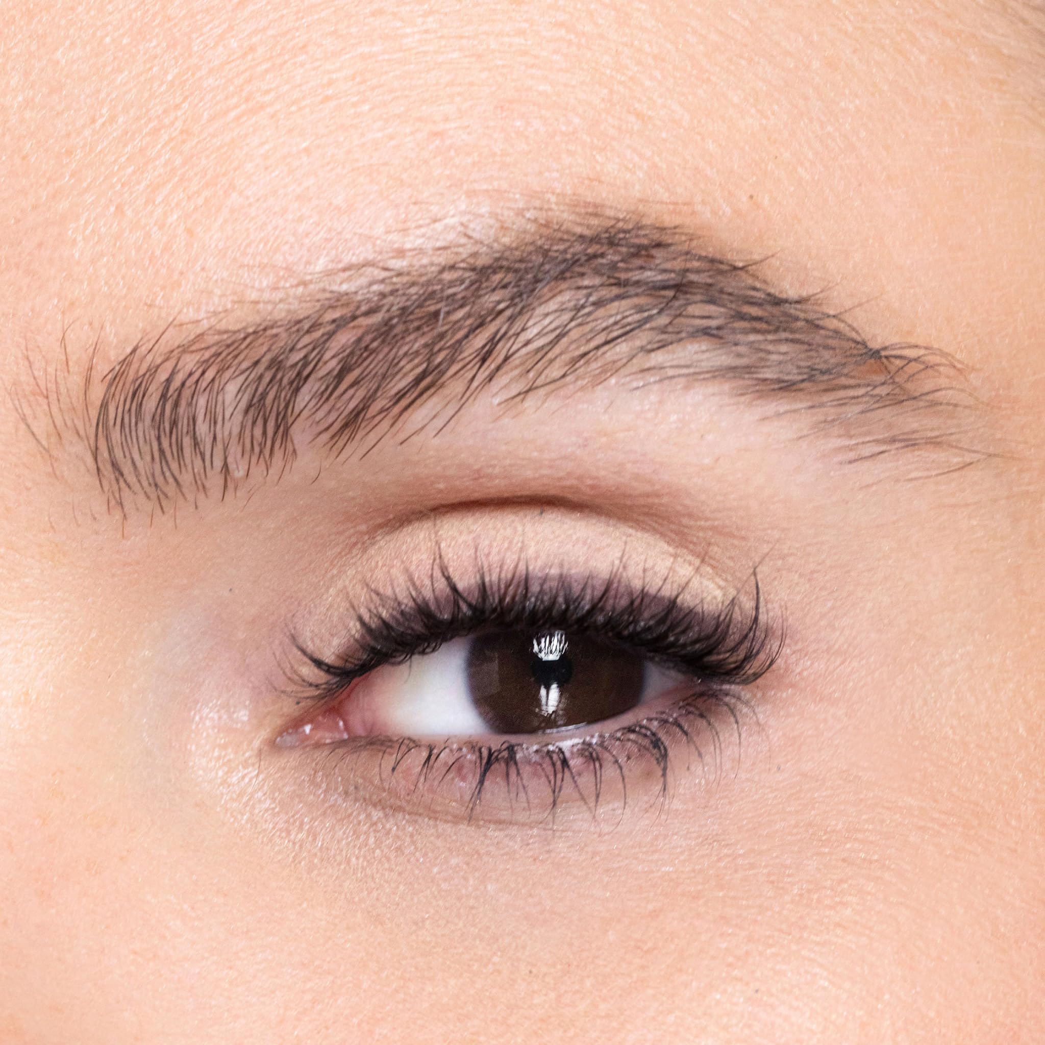 Trish McEvoy Intense Gel Eye Liner Deep Aubergine, pigment-rich color with smudge-resistant finish.