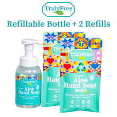Botella de Truly Free aloe vera sin perfume lista para uso diario.