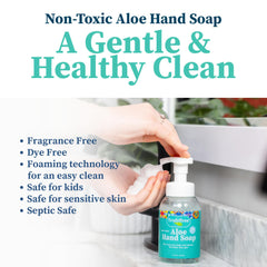Etiqueta ecológica de Truly Free aloe vera que resalta una fórmula natural.