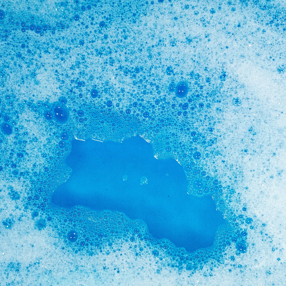 Tub Works bano burbujas ninos explorador-submarino-azul-uso-aroma-frutal: despierta la curiosidad del baño.