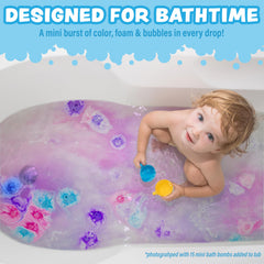 Tub Works Lil' Bursts bomba de baño cósmica con colores intensos para juego imaginativo.