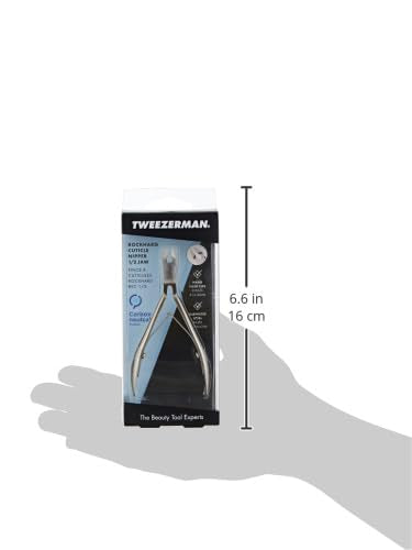 Tweezerman Rockhard left- and right-handed design for comfortable use.