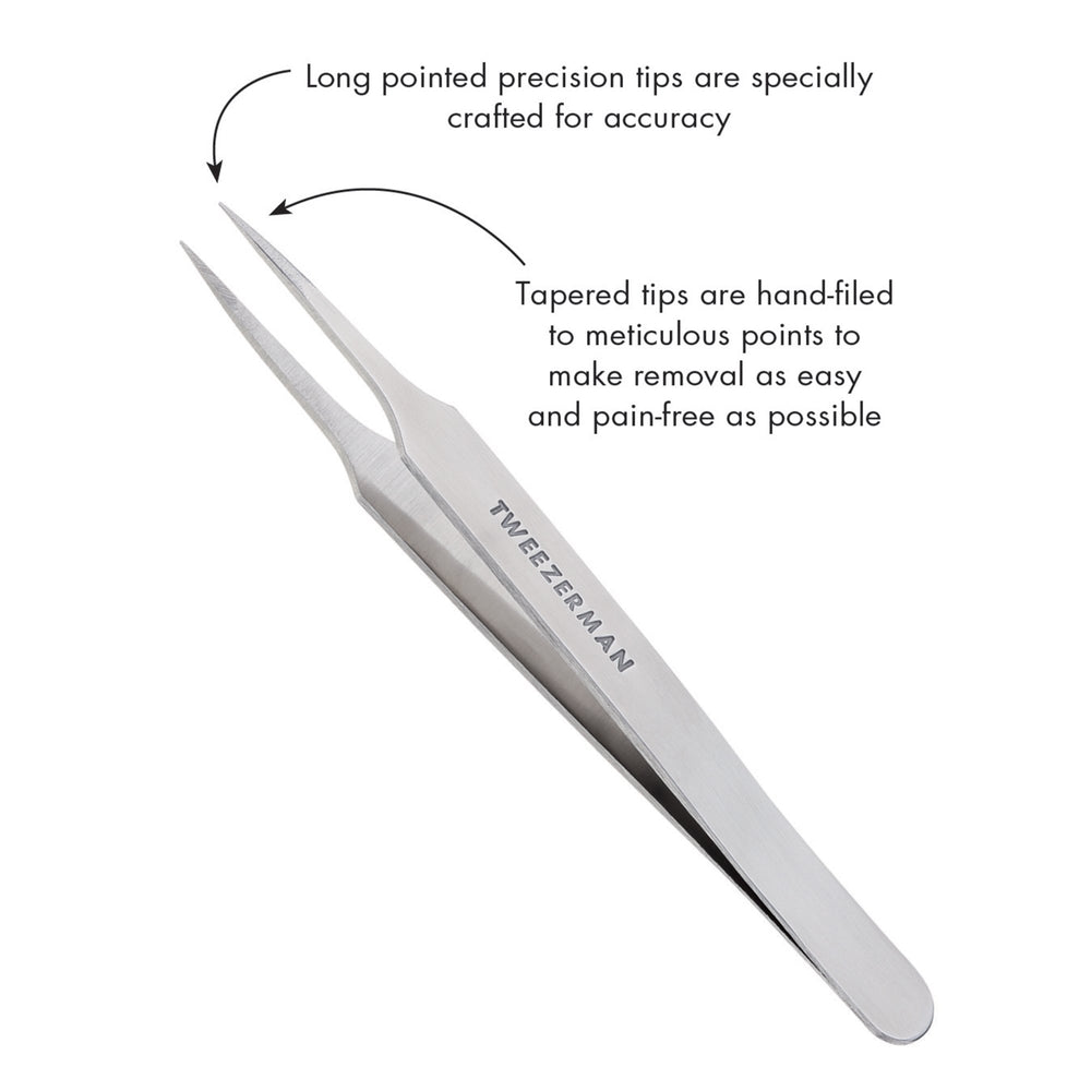 Tweezerman splintertweeze in use on skin for safe extraction