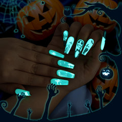 U-Shinein glow top coat blue applied on nails in daylight