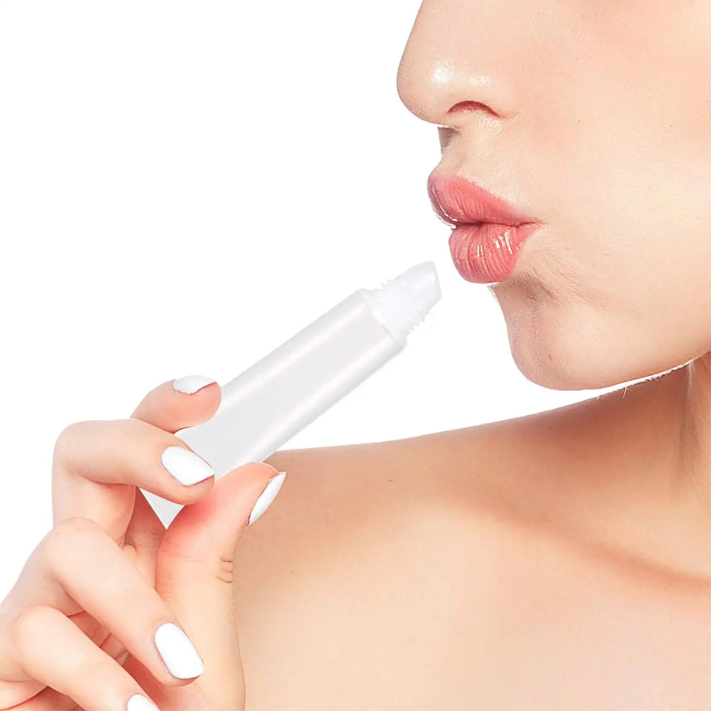 uadbau refillable squeeze tubes offering reusable, travel-friendly cosmetic storage.