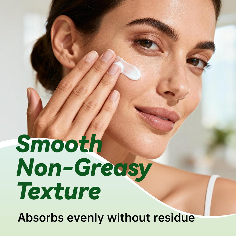 ULARCS Triamicinolona Cream application motion shows gentle daily care.