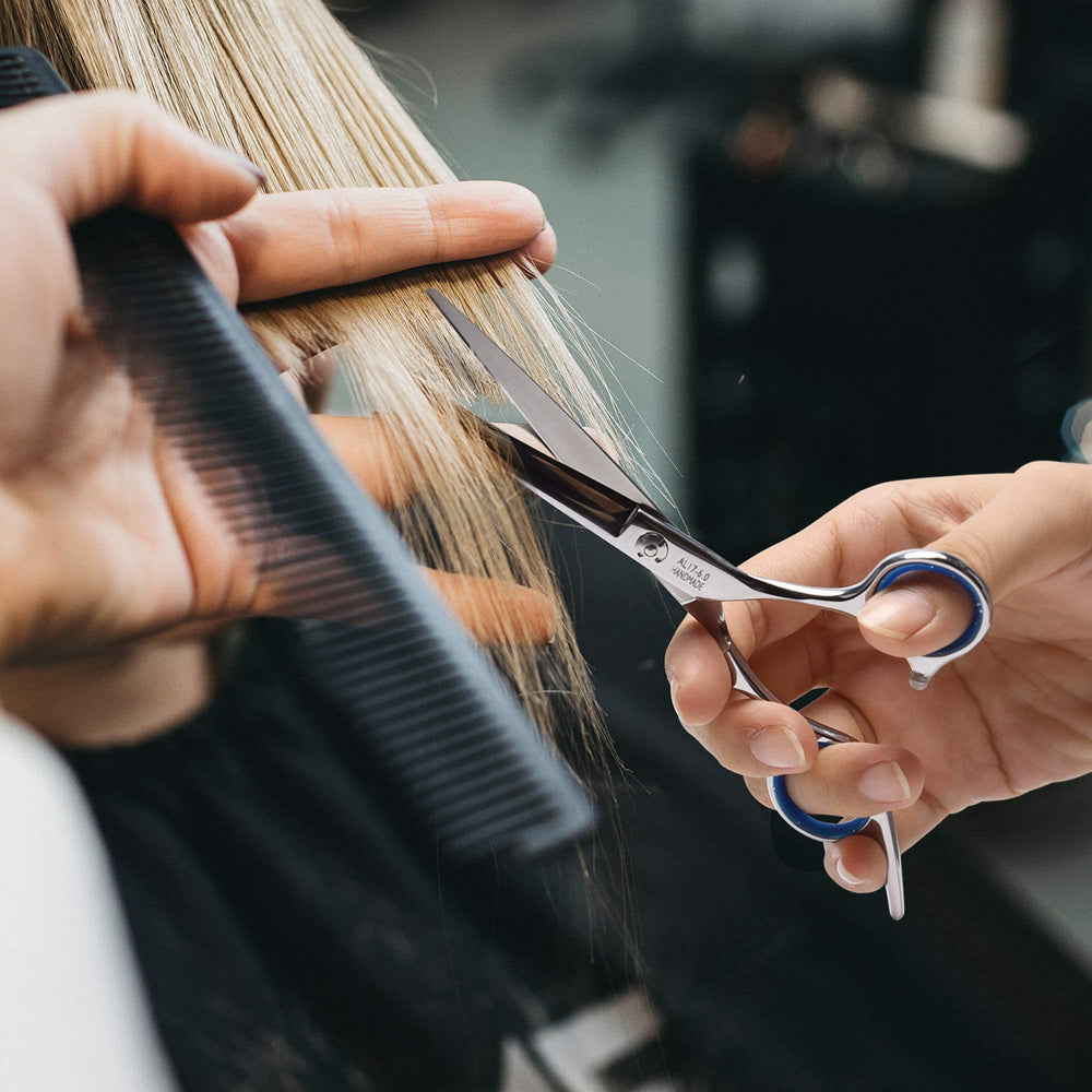 ULG barber kit includes professional scissors and thinning shears for salon and home use.