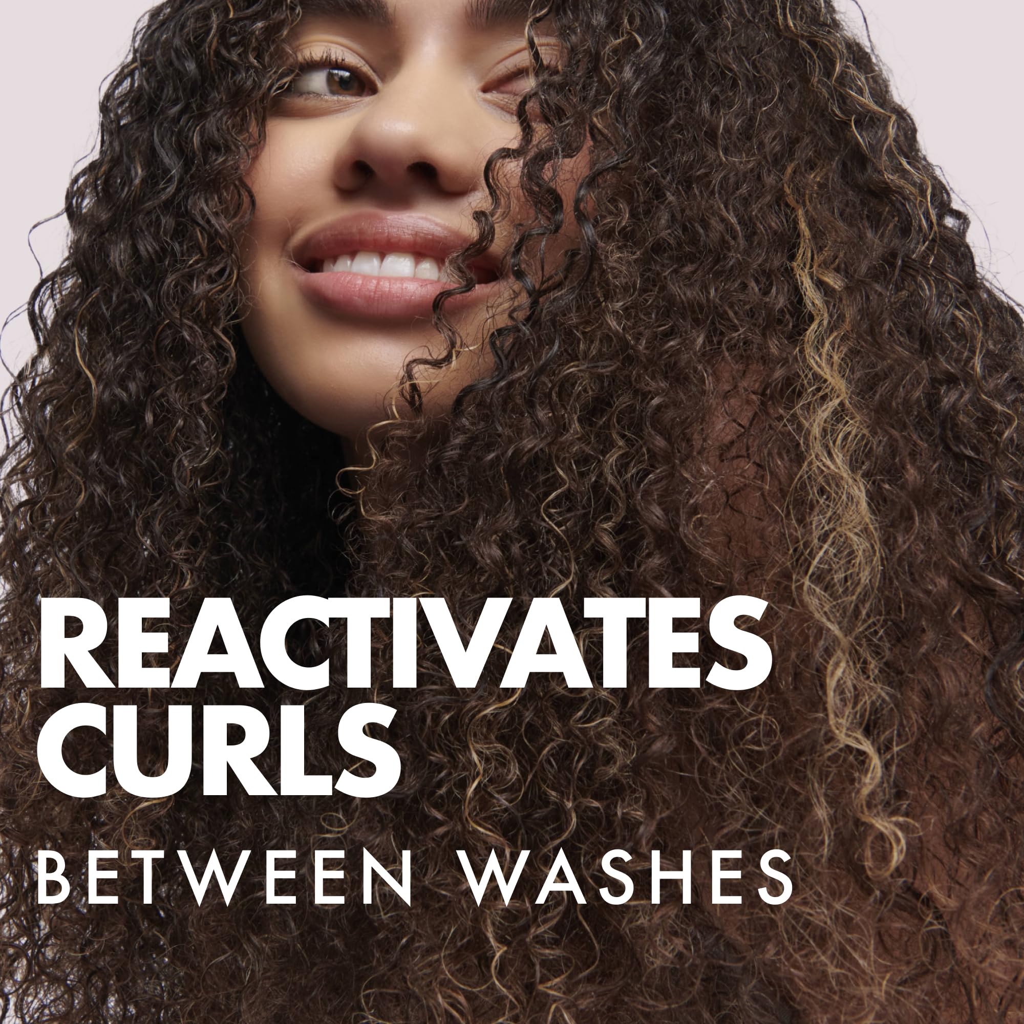 Umberto Giannini Curl Jelly Refresh, aplicación diaria para revitalizar rizos sin lavados