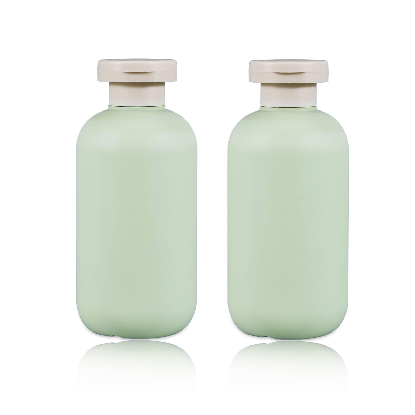 UMETASS 6.8oz squeeze bottle with flip-cap close-up for leak-proof travel use
