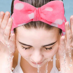 UMIKU coral fleece bow headband for hair away during skincare.