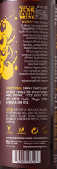 Uncle Funky's Daughter Thirsty Curls, aplicación en manos para revitalizar rizos sin lavar.