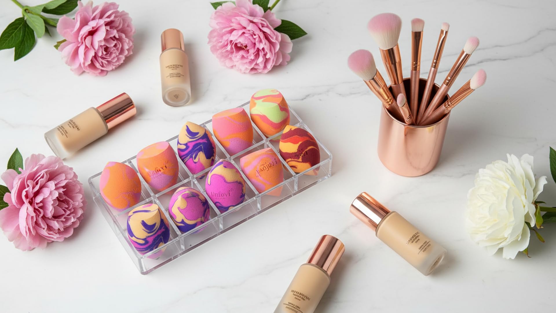Unfovi contouring-edge sponge for cheekbones and jawline.