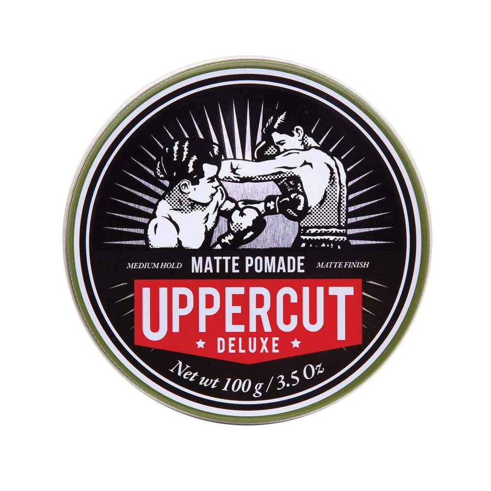 Uppercut Deluxe Matte Pomade, bote: acabado mate para estilos versátiles y fáciles de manejar.