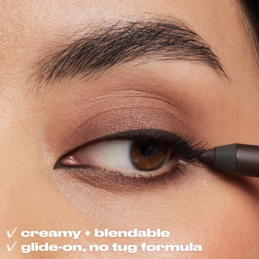 Urban Decay 24/7 Glide-On, acabado mate para looks definidos y duraderos.