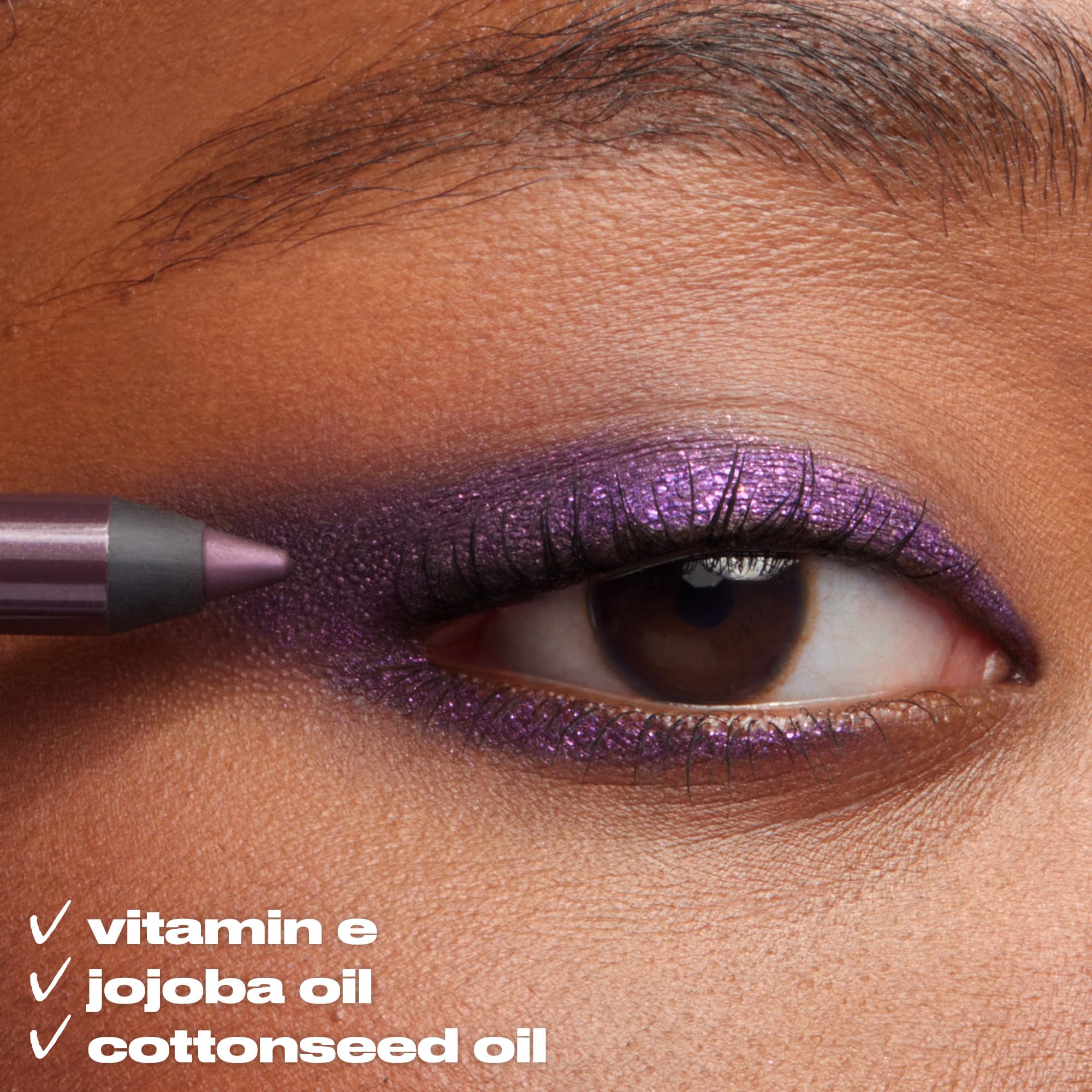 URBAN DECAY 24/7 Glide-On Vice acabado glitter, efecto especial suave.