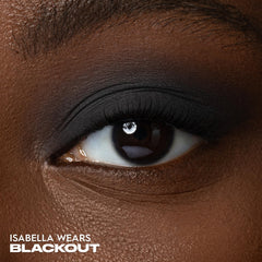 URBAN DECAY 24/7 Sombra Blackout: pigmento intenso para aplicación con dedo
