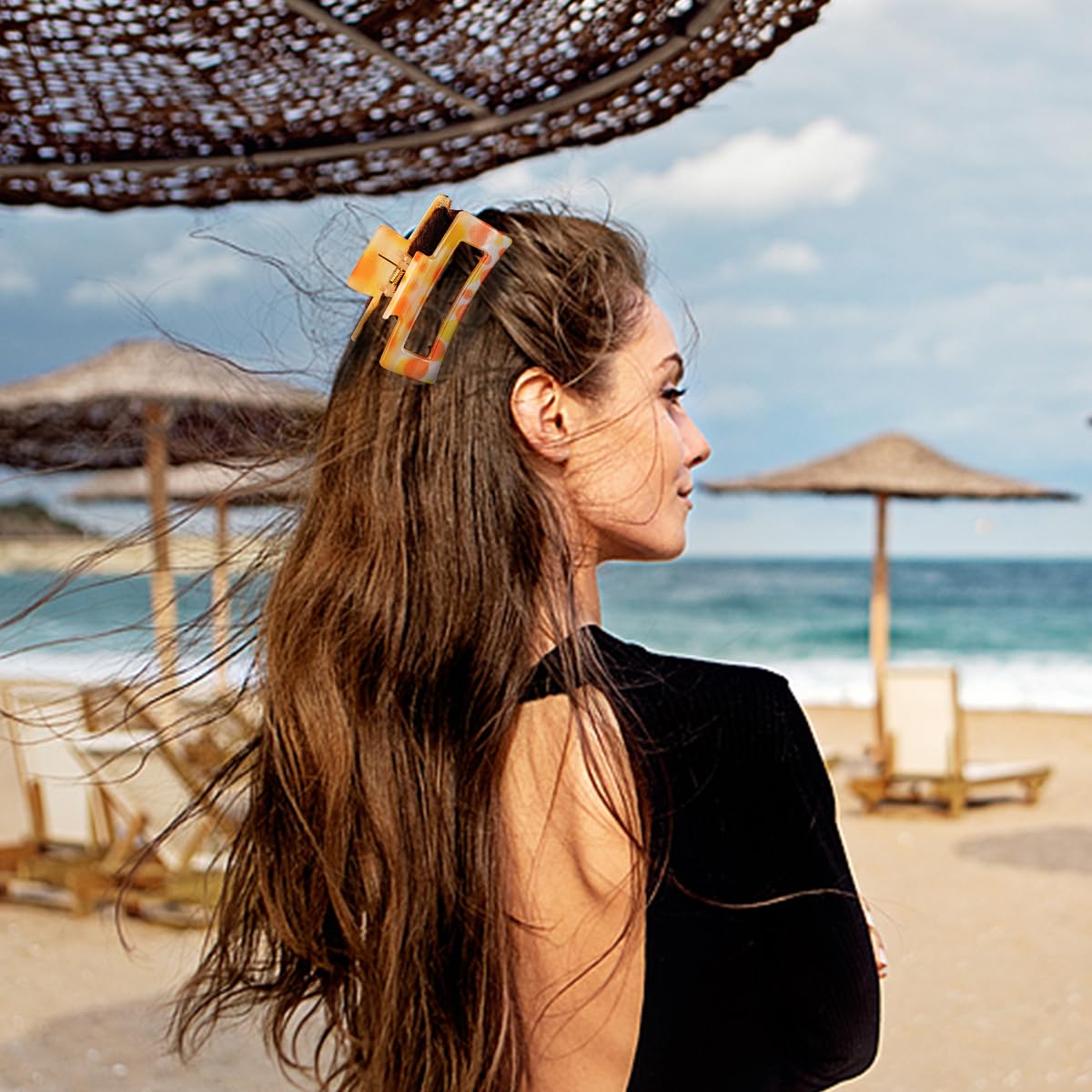 urrykid swim-friendly clip stays secure while swimming.