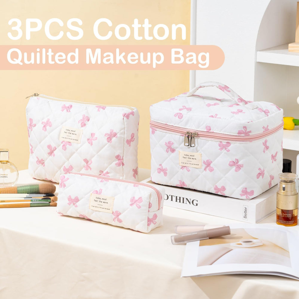 UUYUUY bow-pattern cosmetic pouch keeps small items organized.