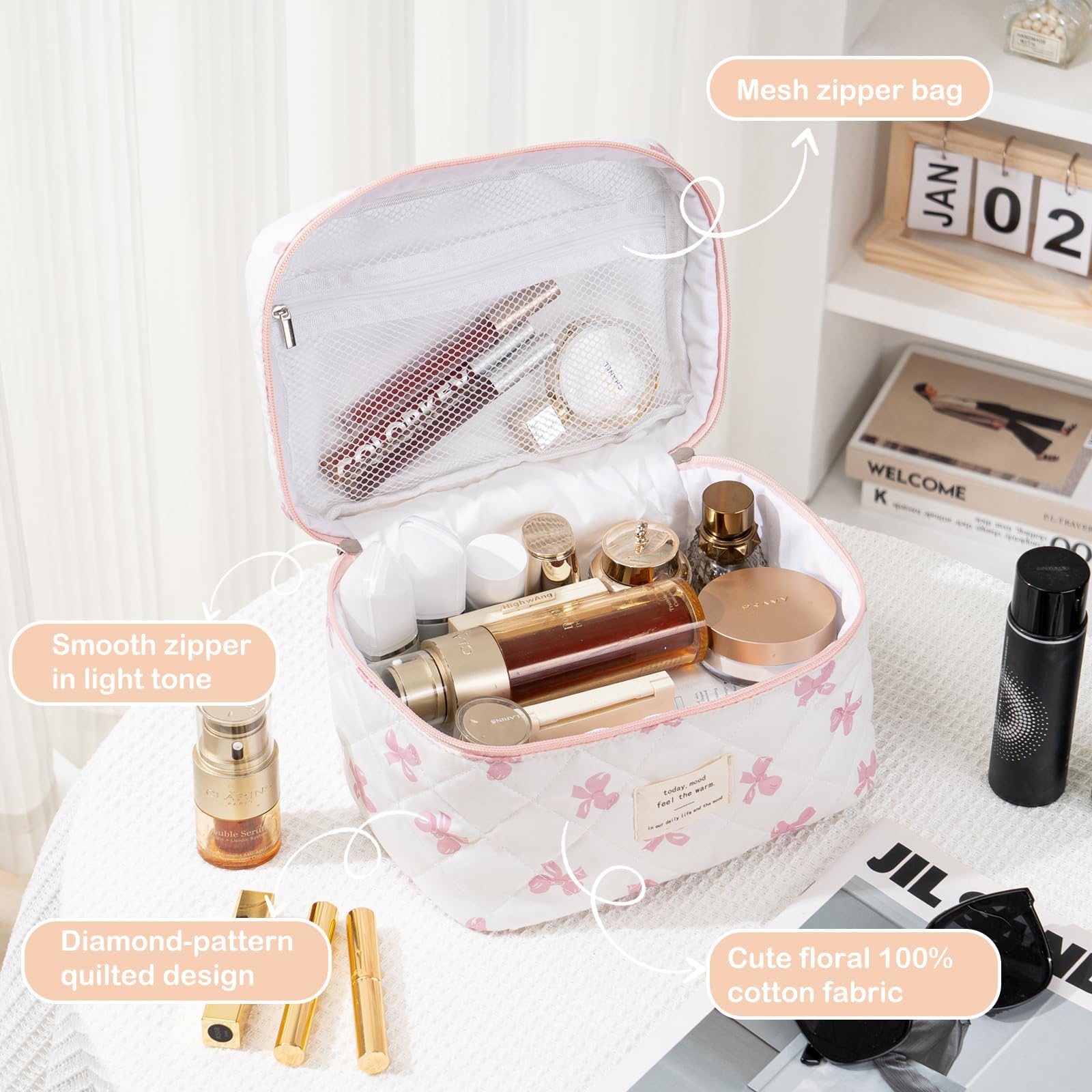 UUYUUY floral quilted makeup bag adds feminine style to daily routines.