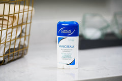 Etiqueta de Vanicream sin fragancia, lectura clara para uso diario.